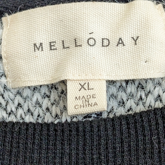 Melloday Black & White Cropped Houndstooth LS Sweater Size XL - Picture 3 of 4